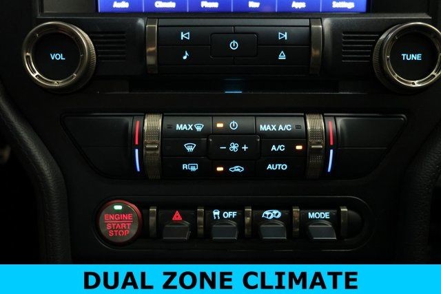 Ford Mustang Vehicle Image 35