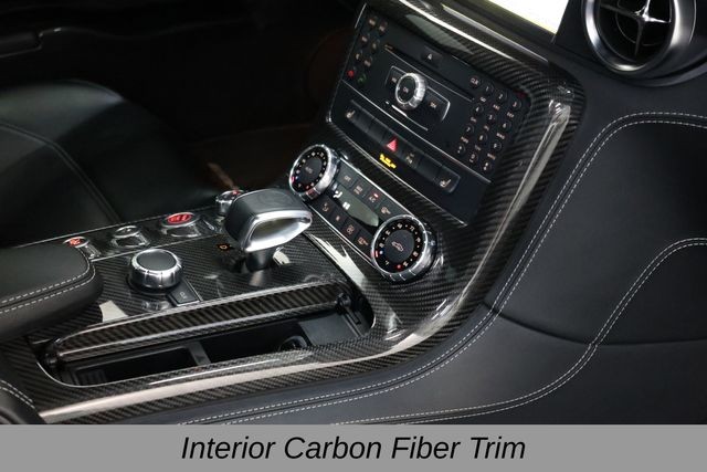 Mercedes-Benz SLS AMG Vehicle Image 13