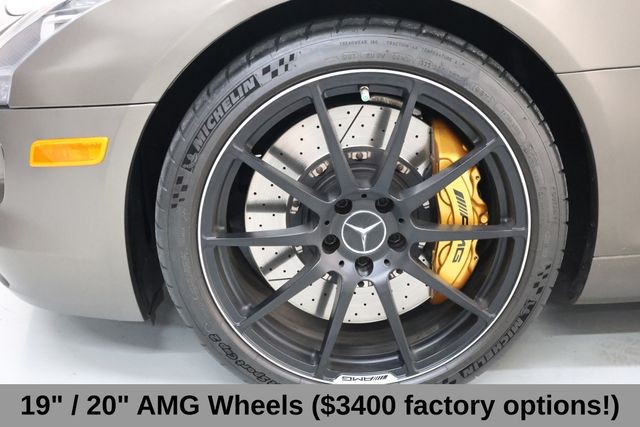Mercedes-Benz SLS AMG Vehicle Image 36