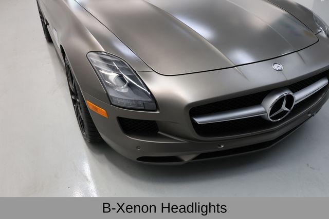 Mercedes-Benz SLS AMG Vehicle Image 38