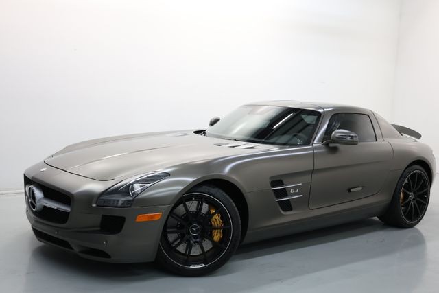 Mercedes-Benz SLS AMG Vehicle Image 43