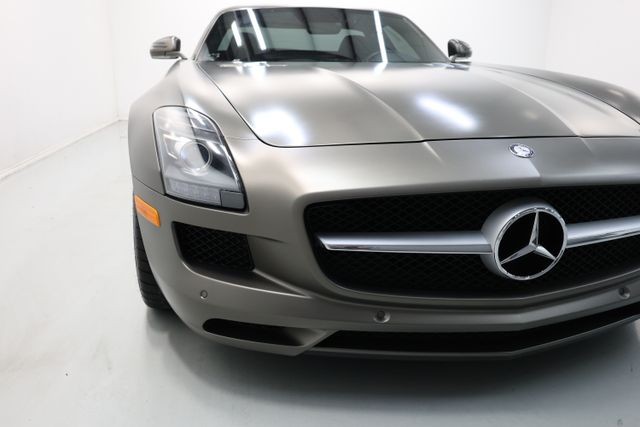 Mercedes-Benz SLS AMG Vehicle Image 49