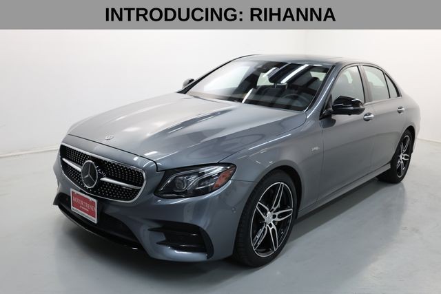 Mercedes-Benz E-Class Vehicle Image 02