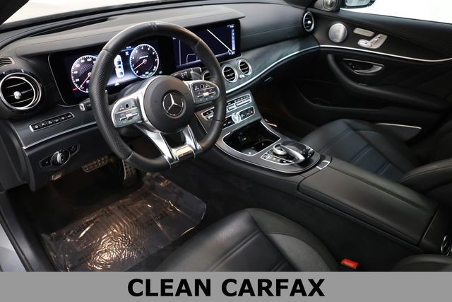 Mercedes-Benz E-Class Vehicle Image 10