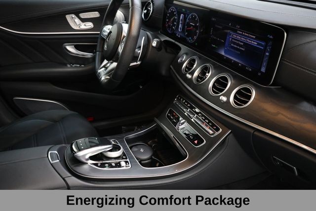 Mercedes-Benz E-Class Vehicle Image 13