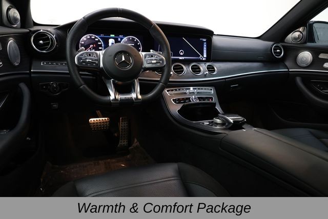 Mercedes-Benz E-Class Vehicle Image 15