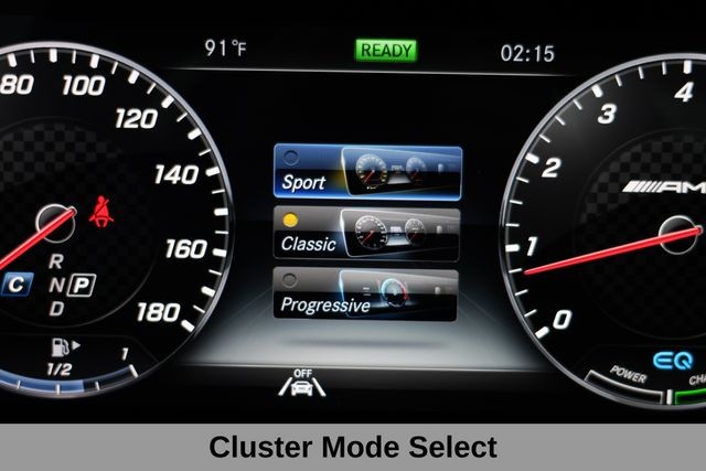 Mercedes-Benz E-Class Vehicle Image 34