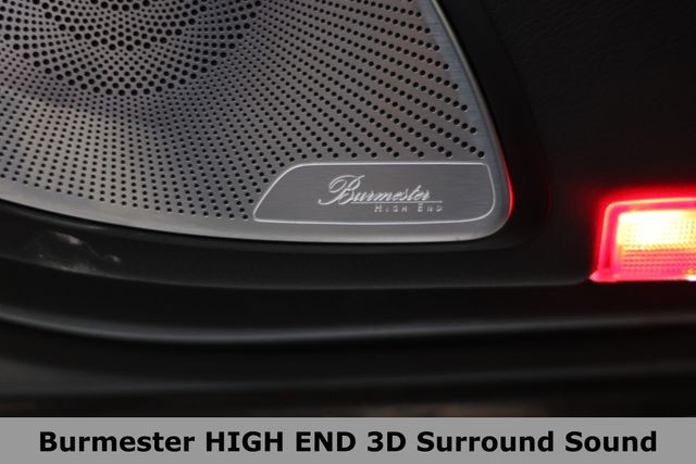 Mercedes-Benz E-Class Vehicle Image 41