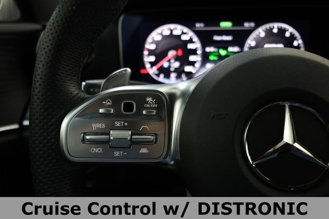 Mercedes-Benz E-Class Vehicle Image 46