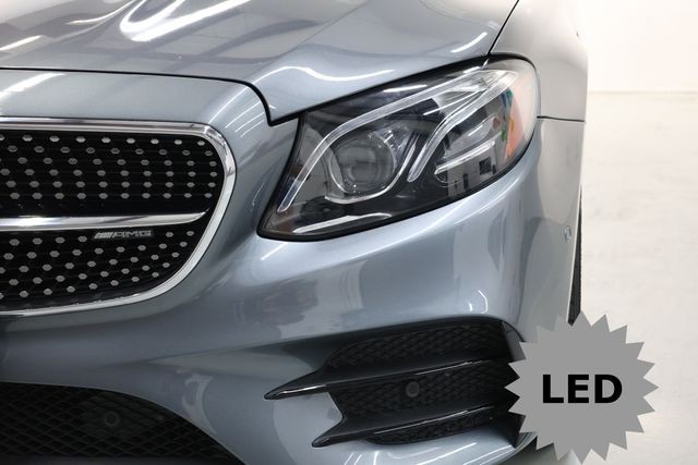 Mercedes-Benz E-Class Vehicle Image 50