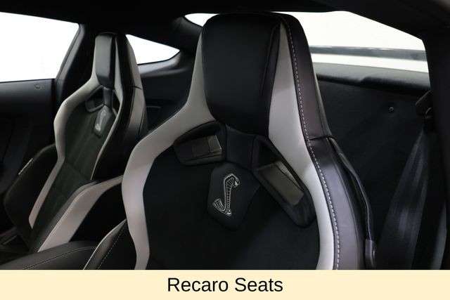 Ford Mustang Vehicle Image 17
