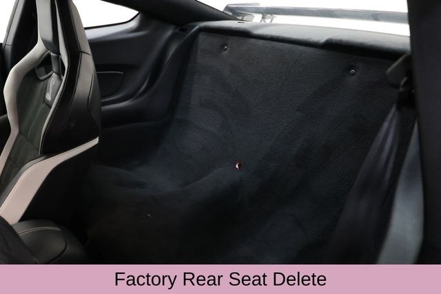 Ford Mustang Vehicle Image 18