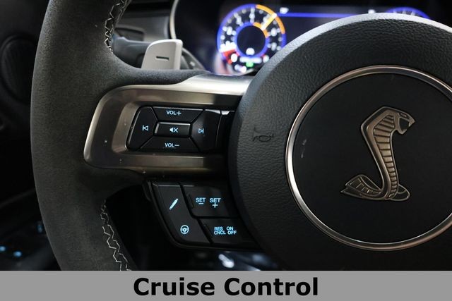Ford Mustang Vehicle Image 38