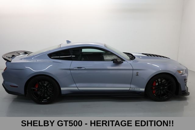 Ford Mustang Vehicle Image 12
