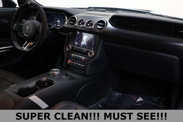 Ford Mustang Vehicle Image 20