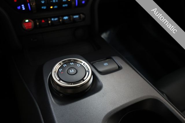 Ford Mustang Vehicle Image 24