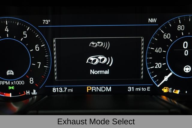 Ford Mustang Vehicle Image 32