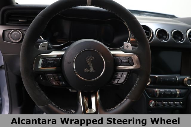 Ford Mustang Vehicle Image 40