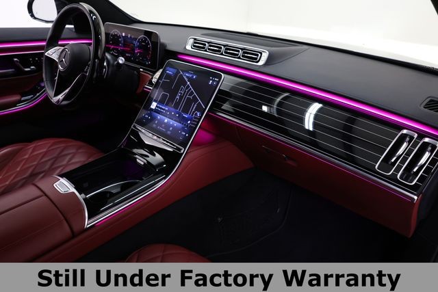 Mercedes-Benz S-Class Vehicle Image 17