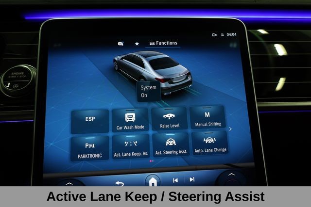 Mercedes-Benz S-Class Vehicle Image 26