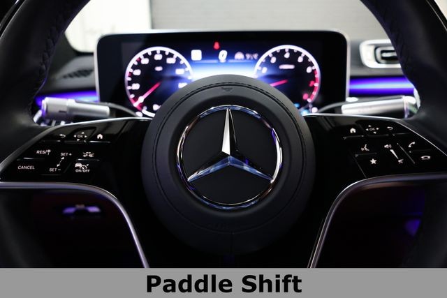 Mercedes-Benz S-Class Vehicle Image 43