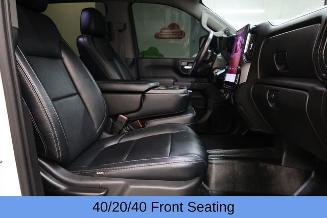 GMC Sierra 3500HD Vehicle Image 18