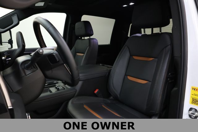 GMC Sierra 2500HD Vehicle Image 08