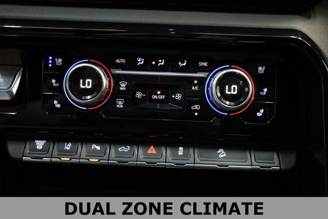 GMC Sierra 2500HD Vehicle Image 37