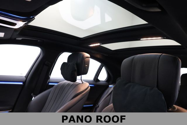 Mercedes-Benz S-Class Vehicle Image 29