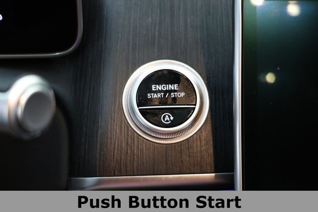 Mercedes-Benz S-Class Vehicle Image 30