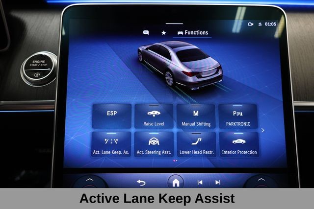 Mercedes-Benz S-Class Vehicle Image 32