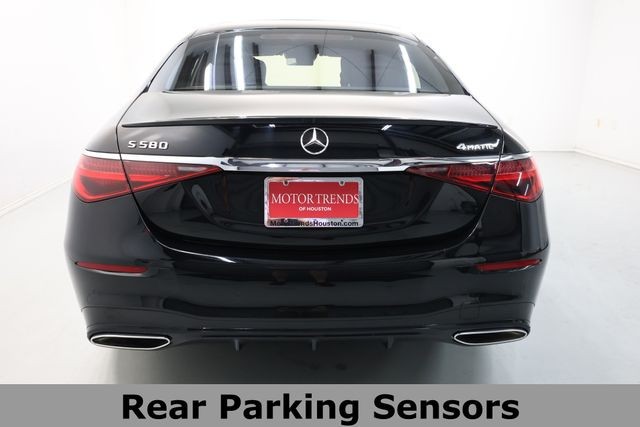 Mercedes-Benz S-Class Vehicle Image 36