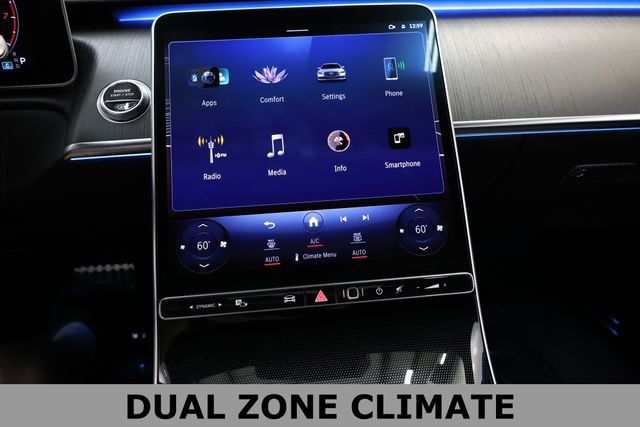 Mercedes-Benz S-Class Vehicle Image 46