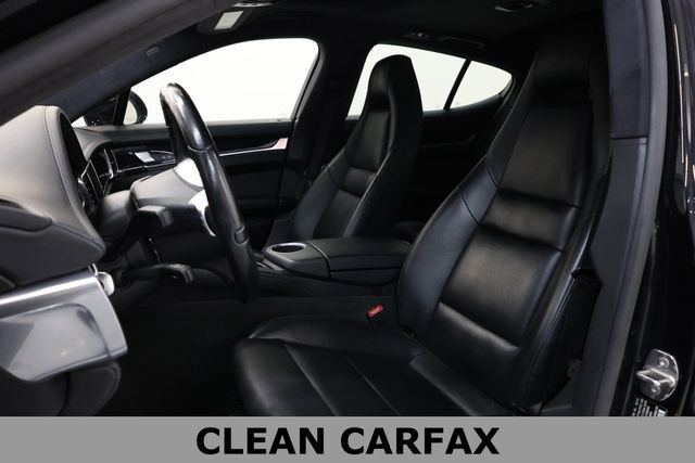 Porsche Panamera Vehicle Image 08