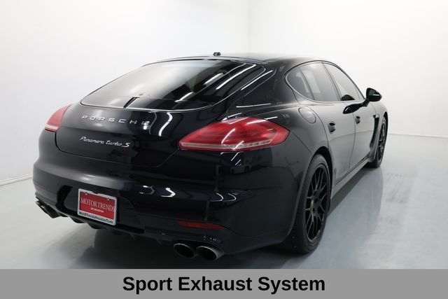 Porsche Panamera Vehicle Image 10