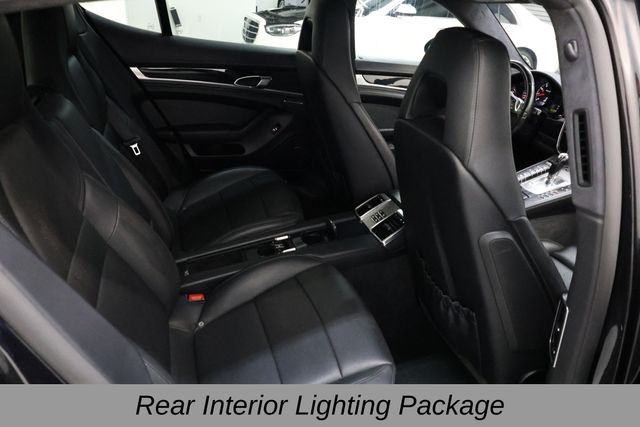 Porsche Panamera Vehicle Image 14