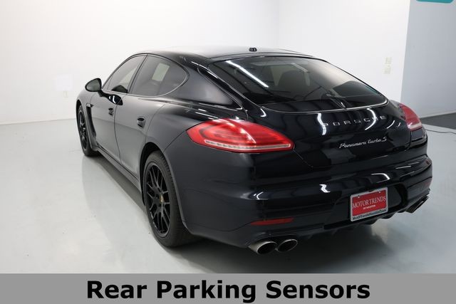 Porsche Panamera Vehicle Image 26