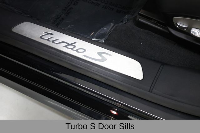 Porsche Panamera Vehicle Image 28