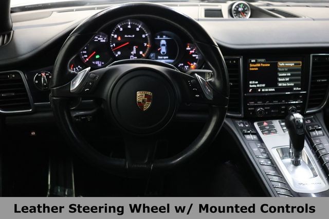 Porsche Panamera Vehicle Image 36