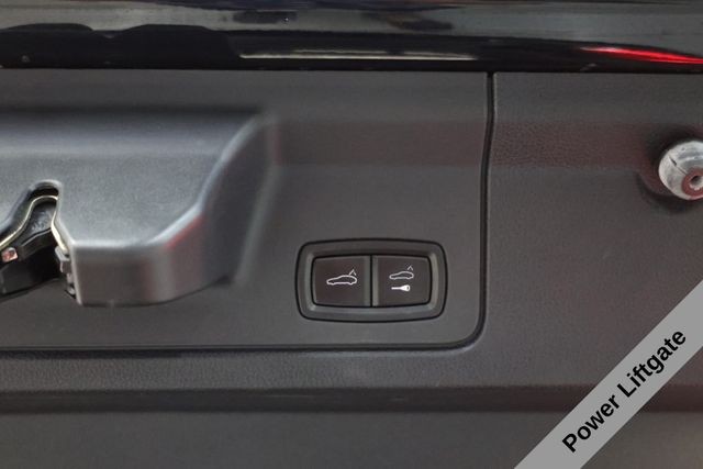 Porsche Panamera Vehicle Image 43