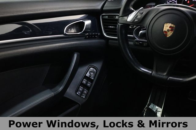 Porsche Panamera Vehicle Image 46