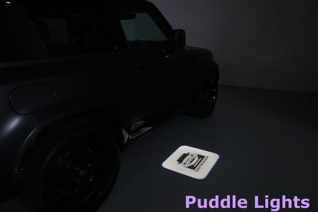 Land Rover Defender 90 Vehicle Image 31