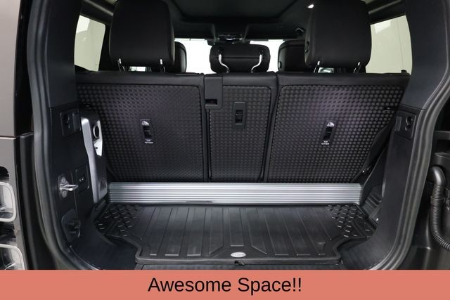 Land Rover Defender 90 Vehicle Image 49