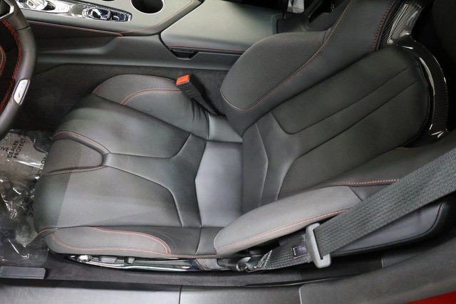 Chevrolet Corvette Vehicle Image 16