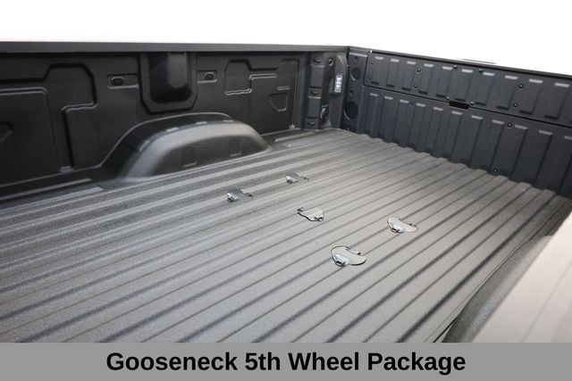 GMC Sierra 3500HD Vehicle Image 12