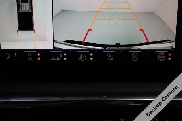 GMC Sierra 3500HD Vehicle Image 21