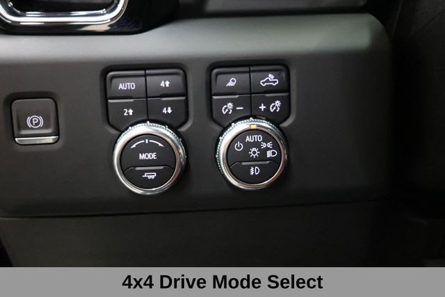 GMC Sierra 3500HD Vehicle Image 26