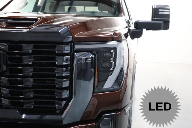 GMC Sierra 3500HD Vehicle Image 50