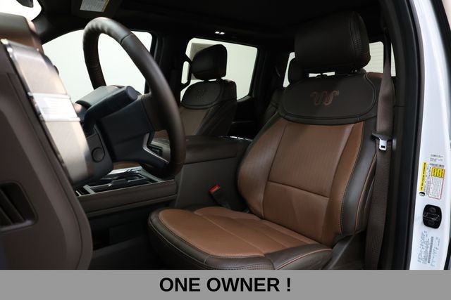 Ford Super Duty F-250 SRW Vehicle Image 08