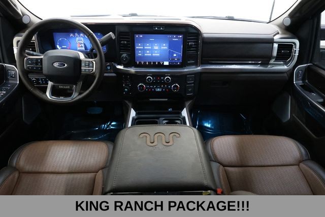 Ford Super Duty F-250 SRW Vehicle Image 10